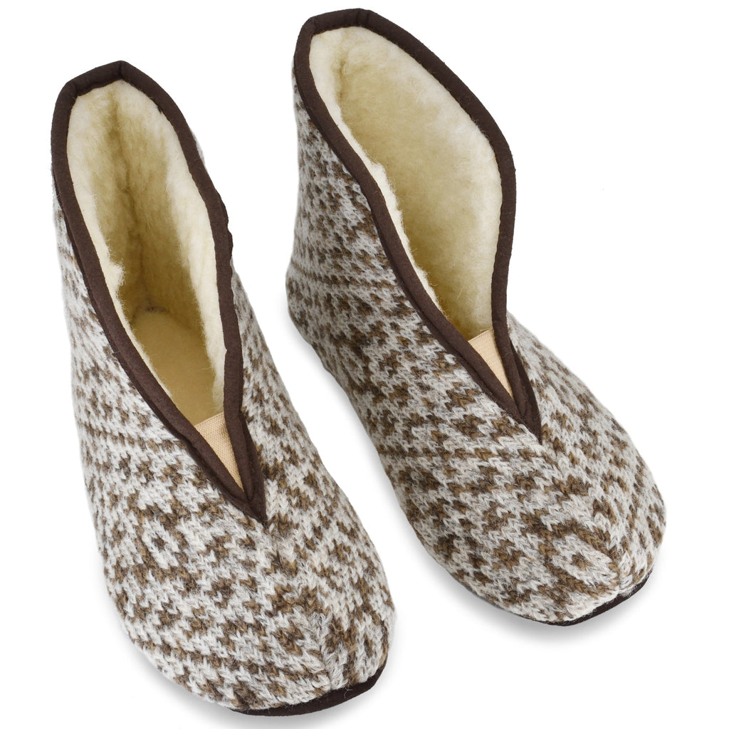 Hjemmesko i strik med lammeuldsfor og skridsikker sål – Beige/Brun – Trolla 1 Slipsko.dk