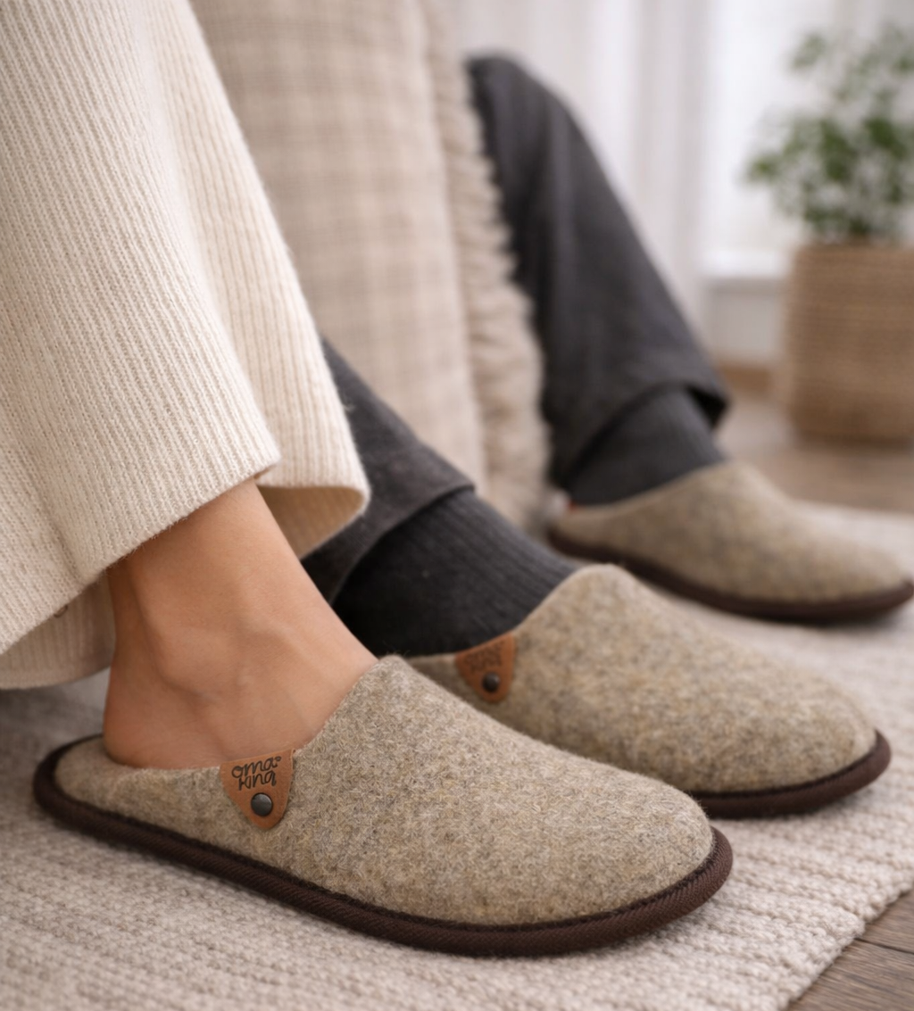 Klassisk slip-in hjemmesko i naturlig filt – Brun- Pelsi lipsko.dk 2