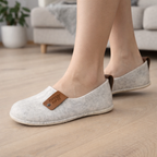 Ballerinahjemmesko i filt og lammeuld – Varme og komfortable – Naturhvid – TOKU